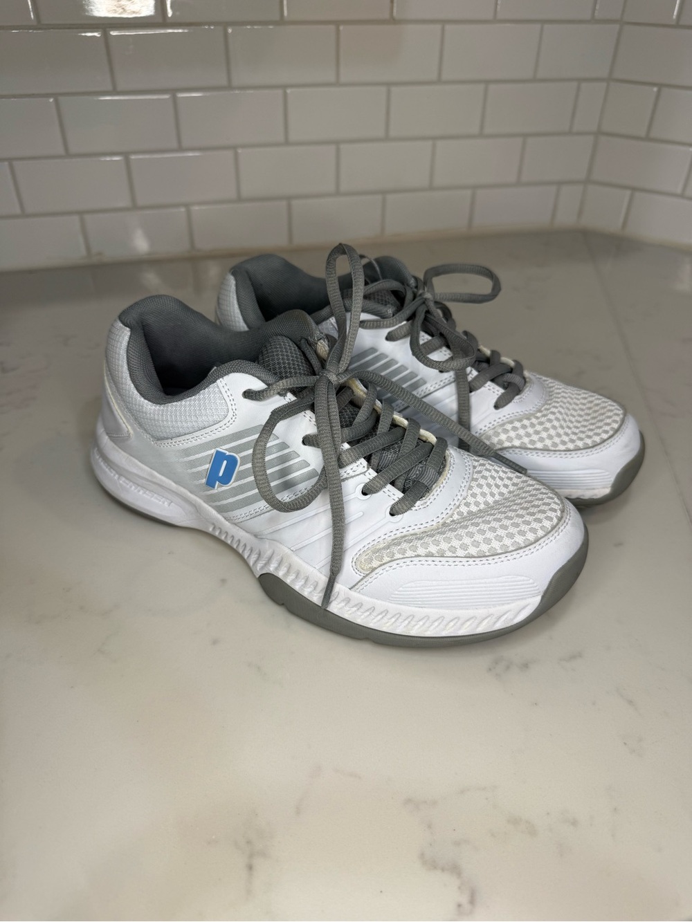 Women’s Prince Truth Court Tennis Pickleball Shoes size 9